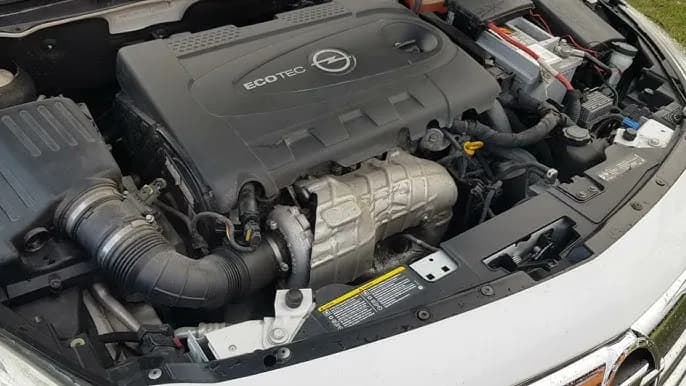 Objawy uszczelki smoka w Opel Insignia 2.0 CDTI – co musisz wiedzieć